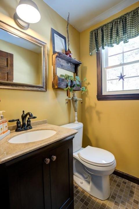 47 Crescent St, Ware, MA 01082 photo 16