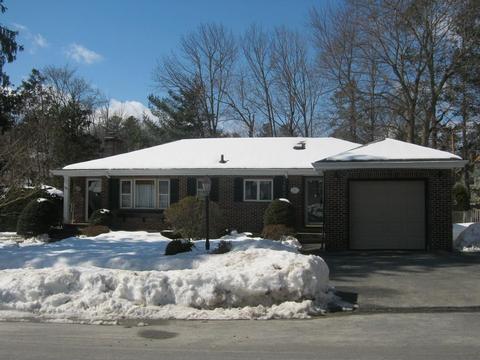 36 Ashmore Rd, Worcester, MA 01602 photo 2