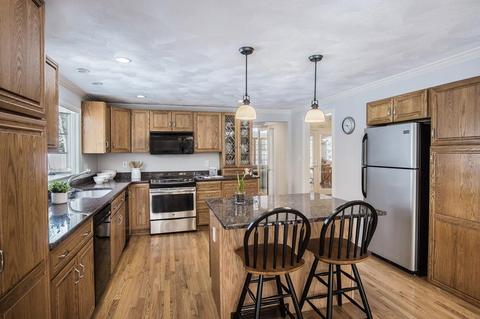 39 Dascomb Rd, Andover, MA 01810 photo 5