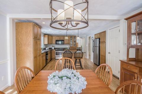 39 Dascomb Rd, Andover, MA 01810 photo 3