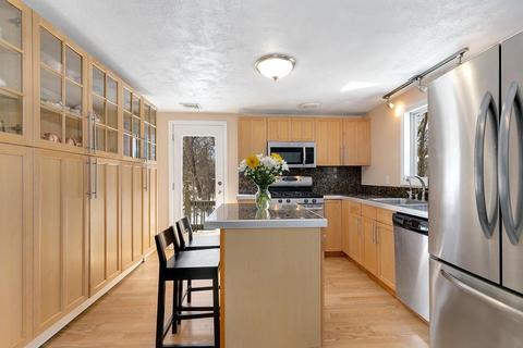 11 Lothrop Rd, Acton, MA 01720 photo 4