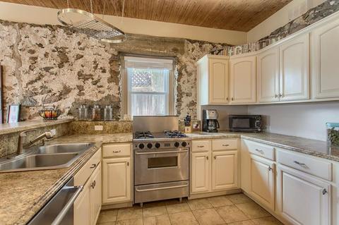 89 Range Ave, Lynn, MA 01904 photo 4