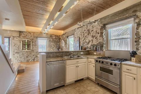 89 Range Ave, Lynn, MA 01904 photo 2