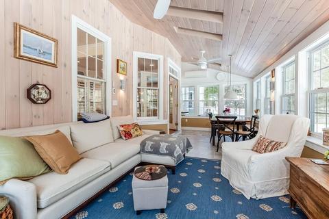 515 Common St, Dedham, MA 02026 photo 8