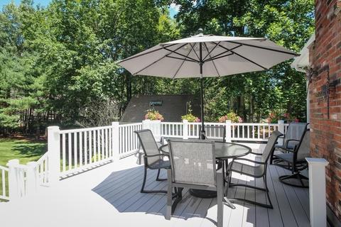 73 Hewitt Dr, Raynham, MA 02767 photo 5