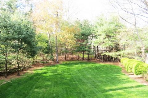 73 Hewitt Dr, Raynham, MA 02767 photo 29