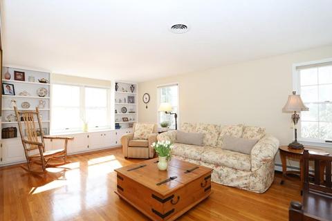 41 Canavan Cir, Needham, MA 02492 photo 7