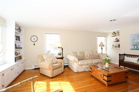 41 Canavan Cir, Needham, MA 02492 photo 9
