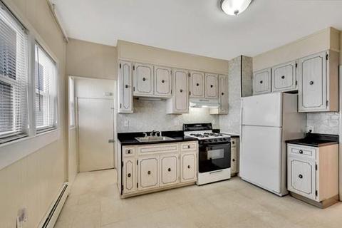 12 Heath St, Everett, MA 02149 photo 7