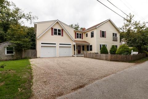 31 Bayview Rd, Mashpee, MA 02649 photo 1