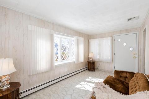 352 Appleton St, Arlington, MA 02476 photo 13