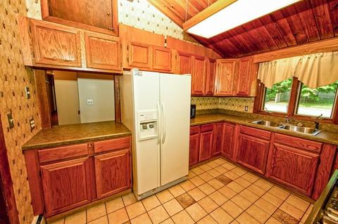 3 Pine Tree Dr, Plainville, MA 02762 photo 5