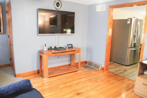 52 Osgood St, Lawrence, MA 01843 photo 7