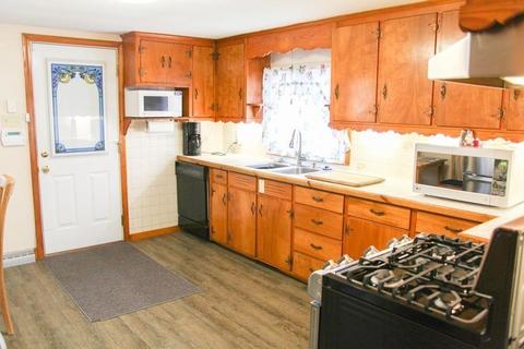52 Osgood St, Lawrence, MA 01843 photo 6