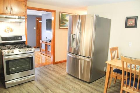 52 Osgood St, Lawrence, MA 01843 photo 2