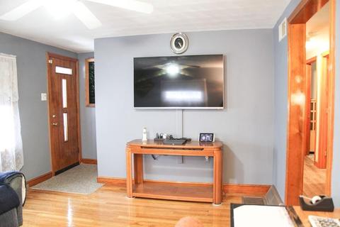 52 Osgood St, Lawrence, MA 01843 photo 8