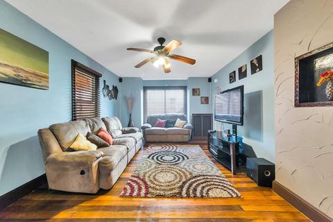 121 Miller St, Springfield, MA 01104 photo 17