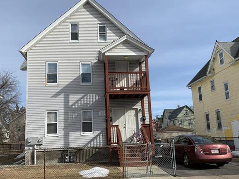 59 Cambridge St, Springfield, MA 01109 photo 2