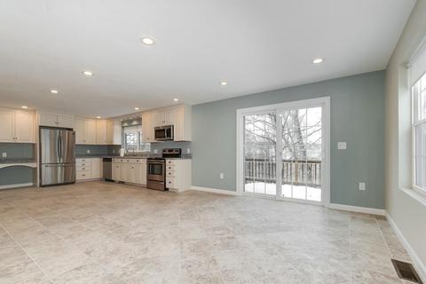 27 Drexel St, Worcester, MA 01602 photo 8