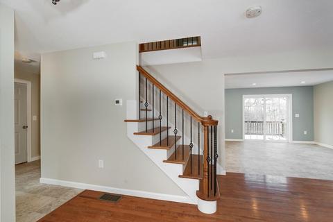 27 Drexel St, Worcester, MA 01602 photo 7