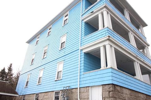 1902 S Main St, Fall River, MA 02724 photo 3