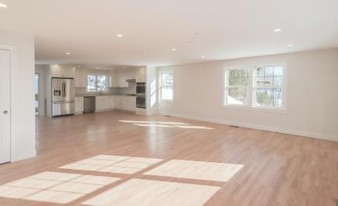 18 Causeway St, Gloucester, MA 01930 photo 6