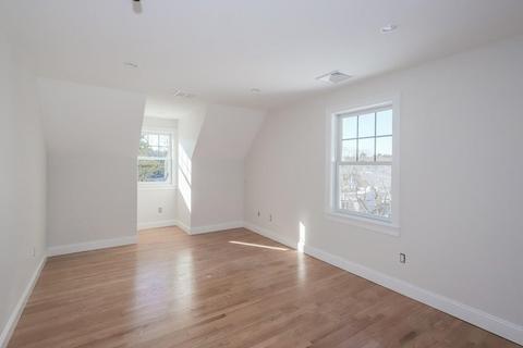 18 Causeway St, Gloucester, MA 01930 photo 20