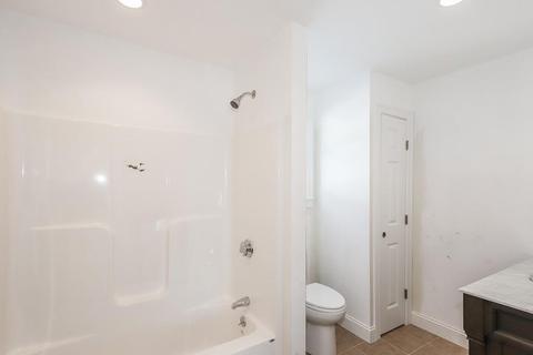 18 Causeway St, Gloucester, MA 01930 photo 19