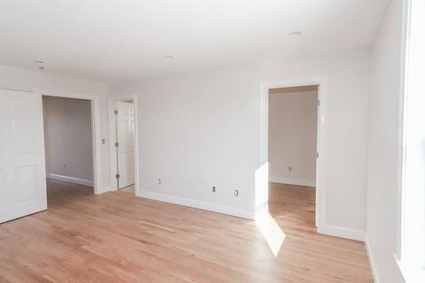 18 Causeway St, Gloucester, MA 01930 photo 12