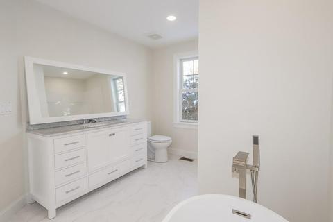 18 Causeway St, Gloucester, MA 01930 photo 13