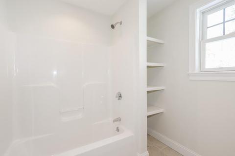 18 Causeway St, Gloucester, MA 01930 photo 21