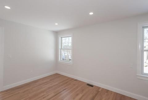 18 Causeway St, Gloucester, MA 01930 photo 11