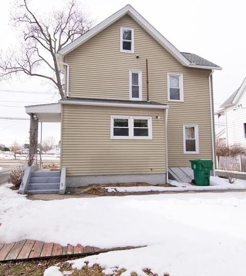99 Academy St, Chicopee, MA 01013 photo 5