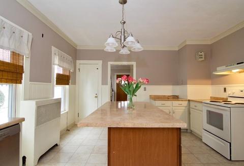 99 Academy St, Chicopee, MA 01013 photo 7