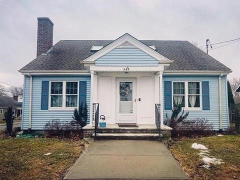 249 Milton St, Fall River, MA 02720 photo 1