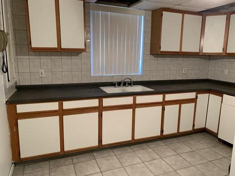 276 Manchester St, Fall River, MA 02721 photo 3