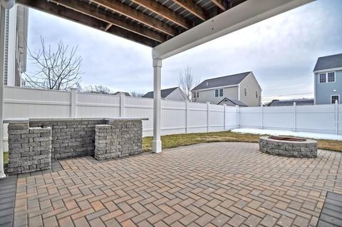 103 Bronson St, Fall River, MA 02721 photo 25