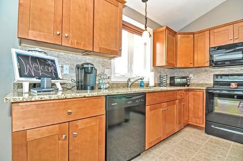 103 Bronson St, Fall River, MA 02721 photo 10