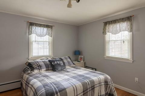 123 Moore St, Chicopee, MA 01013 photo 8