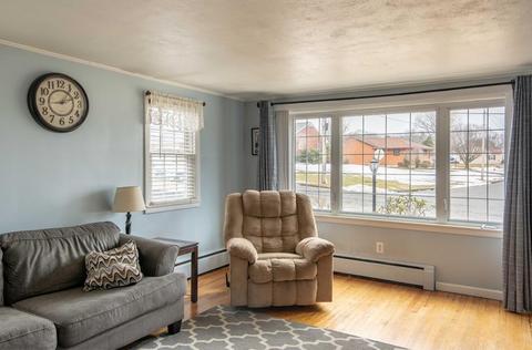 123 Moore St, Chicopee, MA 01013 photo 6