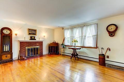 22 Old Grafton Rd, Upton, MA 01568 photo 9