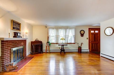 22 Old Grafton Rd, Upton, MA 01568 photo 8