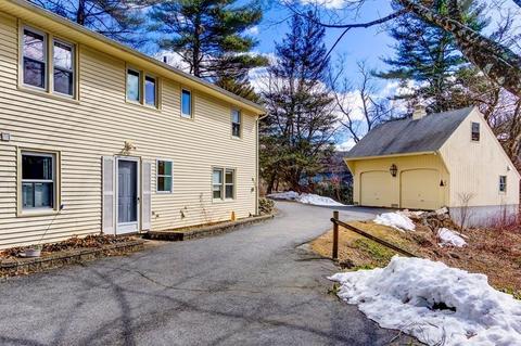 22 Old Grafton Rd, Upton, MA 01568 photo 1