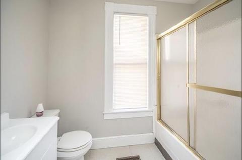 97 Thompson St, Springfield, MA 01109 photo 27