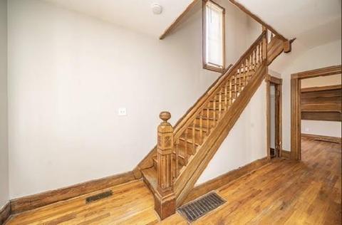 97 Thompson St, Springfield, MA 01109 photo 15