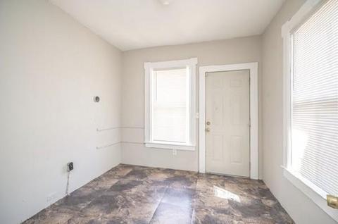 97 Thompson St, Springfield, MA 01109 photo 21