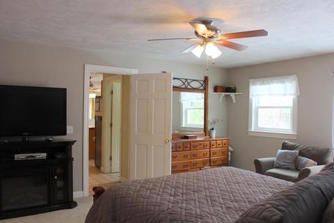 115 South St, Upton, MA 01568 photo 15