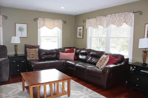 115 South St, Upton, MA 01568 photo 13