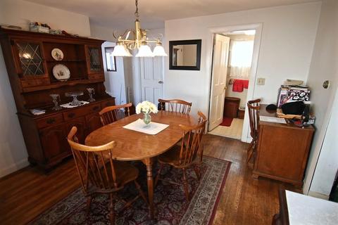 32 Cedar St, Everett, MA 02149 photo 9