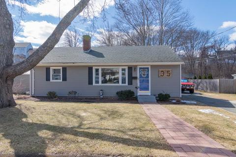 35 Vista Dr, Danvers, MA 01923 photo 2